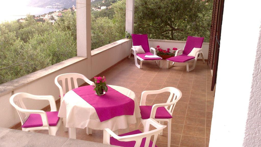 Holiday Home Oliveta Brela Δωμάτιο φωτογραφία